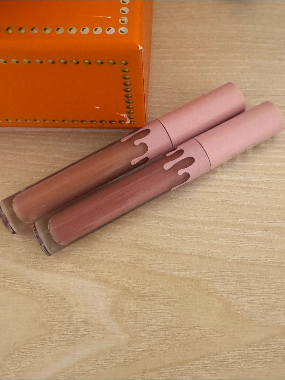Matte Liquid Lipstick Duo - Kylie Jenner 808 Kylie 700 Bare